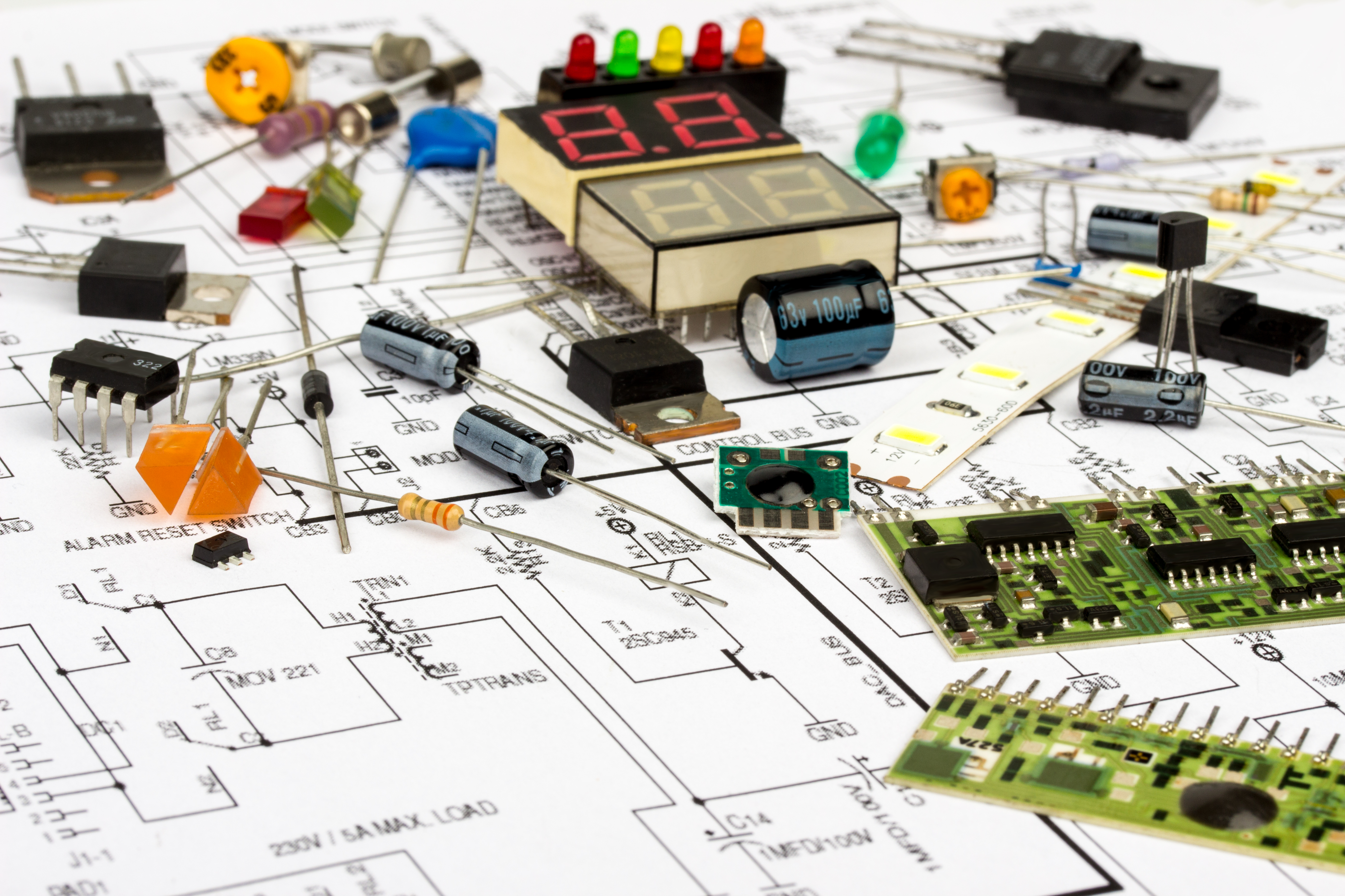 Komponen Elektrik / Elektronik